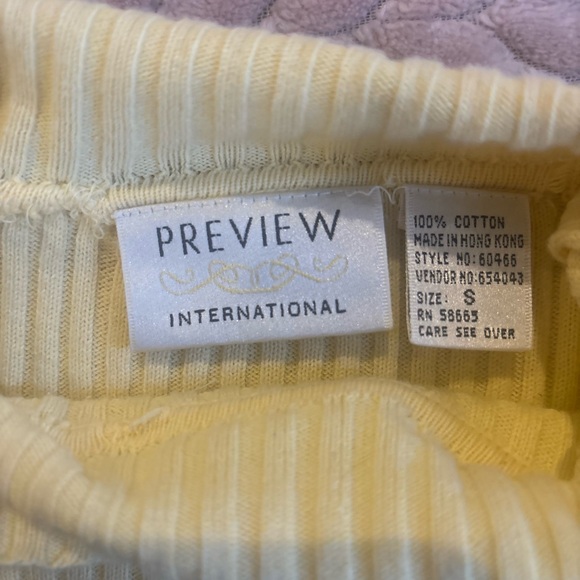Yellow/Cream Turtle Neck - Picture 3 of 3